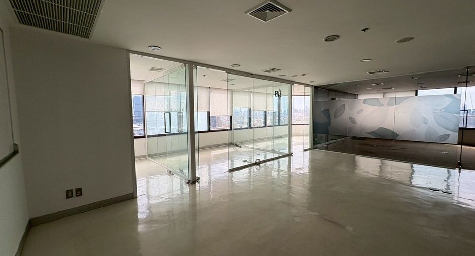 For rent office in Huai Khwang, Bangkok