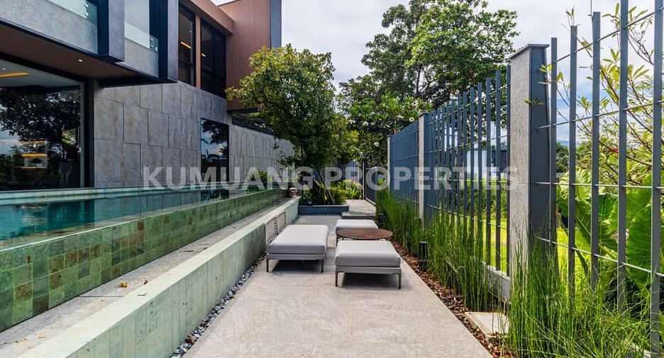 For rent and for sale 5 bedrooms house in Mueang Chiang Mai, Chiang Mai