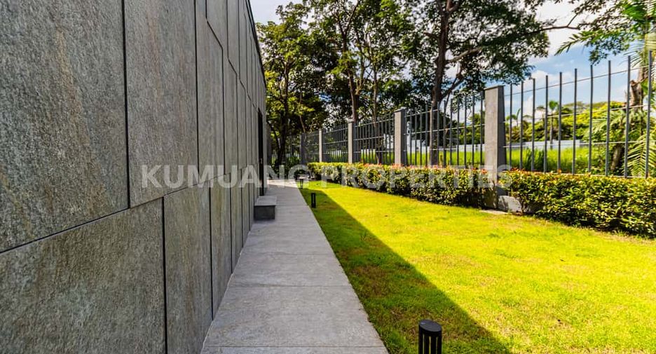For rent and for sale 5 bedrooms house in Mueang Chiang Mai, Chiang Mai