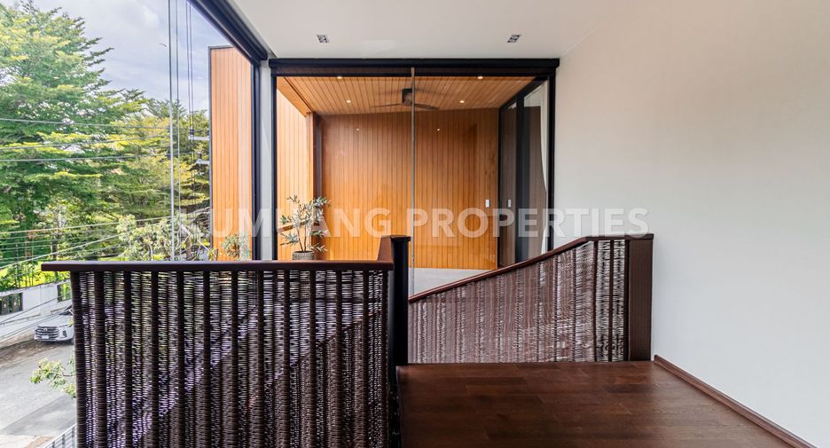 For rent and for sale 5 bedrooms house in Mueang Chiang Mai, Chiang Mai