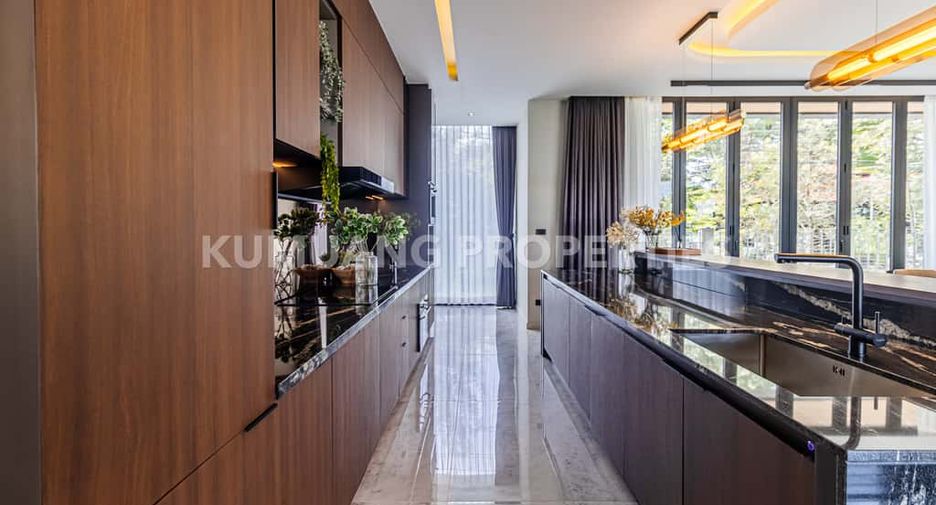 For rent and for sale 5 bedrooms house in Mueang Chiang Mai, Chiang Mai