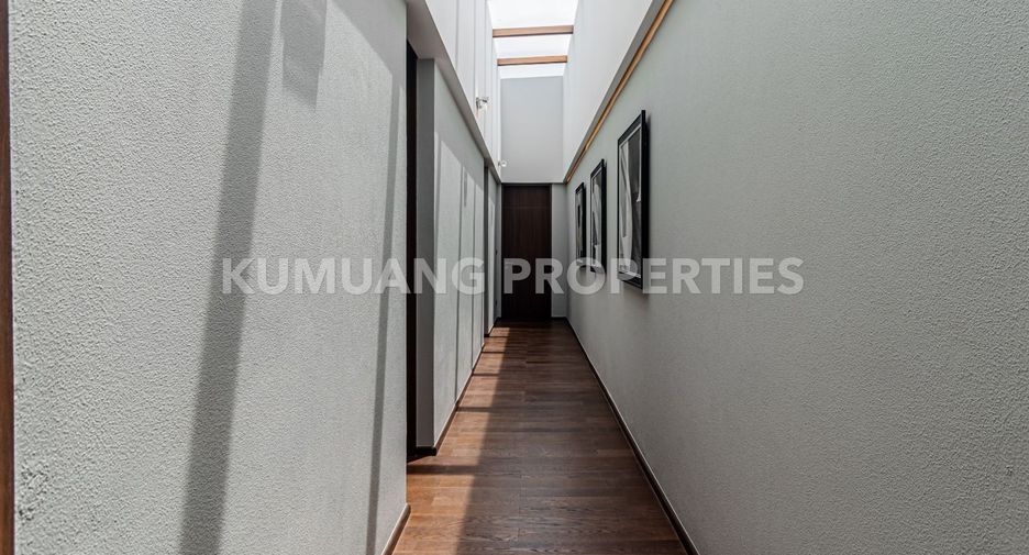 For rent and for sale 5 bedrooms house in Mueang Chiang Mai, Chiang Mai
