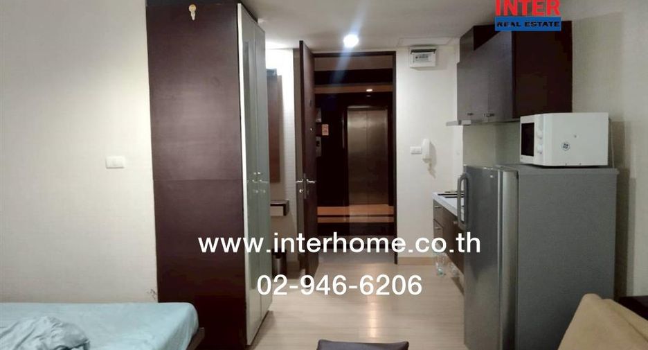 For sale 2 bedrooms condo in Wang Thonglang, Bangkok