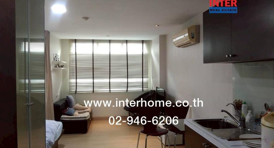 For sale 2 bedrooms condo in Wang Thonglang, Bangkok