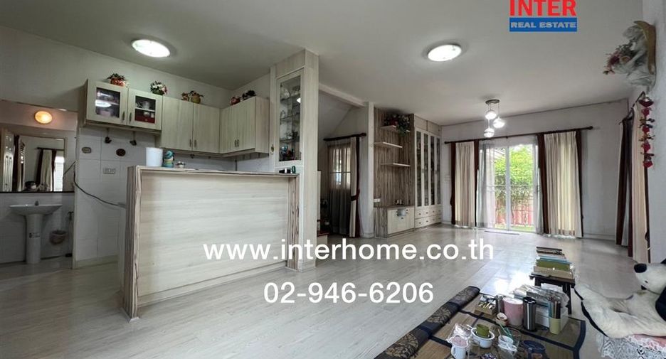 Haus zum Kauf mit 3 Zimmer in Bang Kruai, Nonthaburi