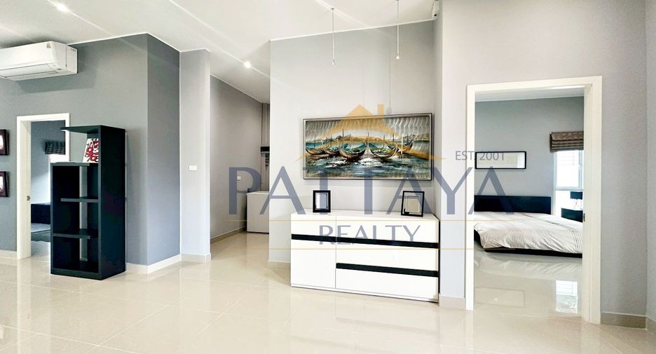 For sale 4 bedrooms house in Bang Lamung, Chonburi