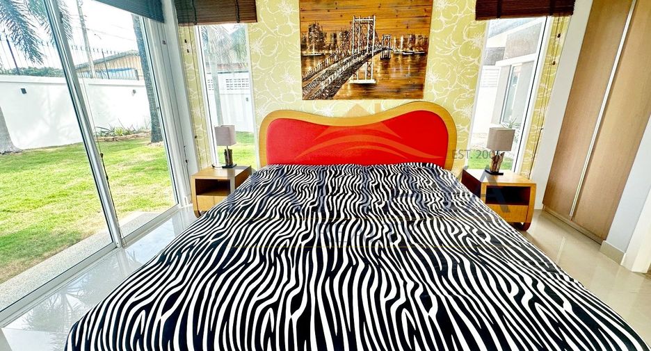 For sale 4 bedrooms house in Bang Lamung, Chonburi