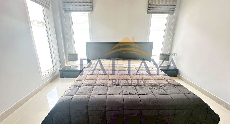 For sale 4 bedrooms house in Bang Lamung, Chonburi