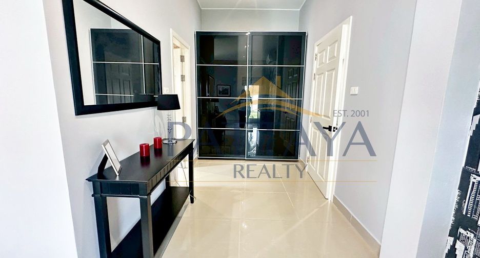 For sale 4 bedrooms house in Bang Lamung, Chonburi