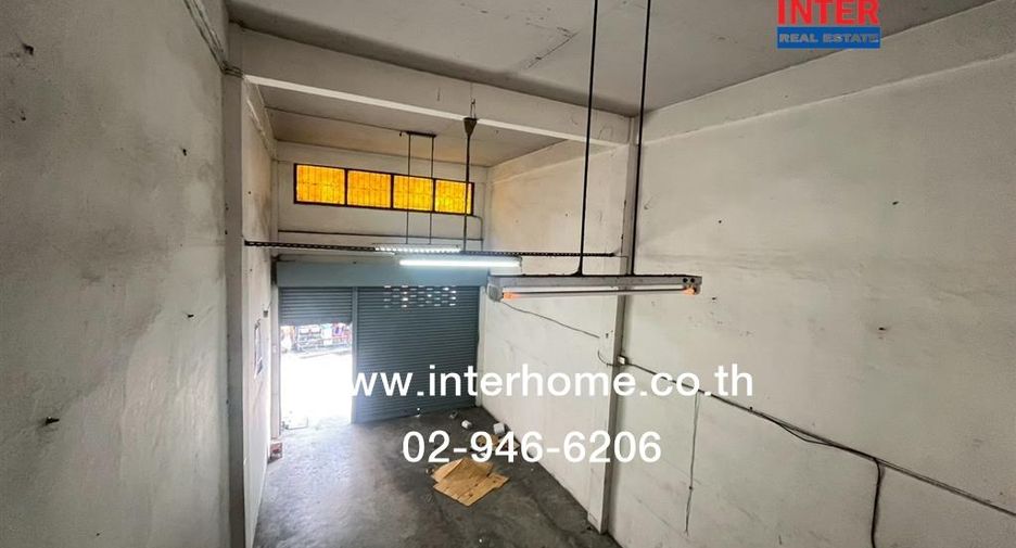 For rent and for sale 2 bedrooms retail Space in Bang Khen, Bangkok