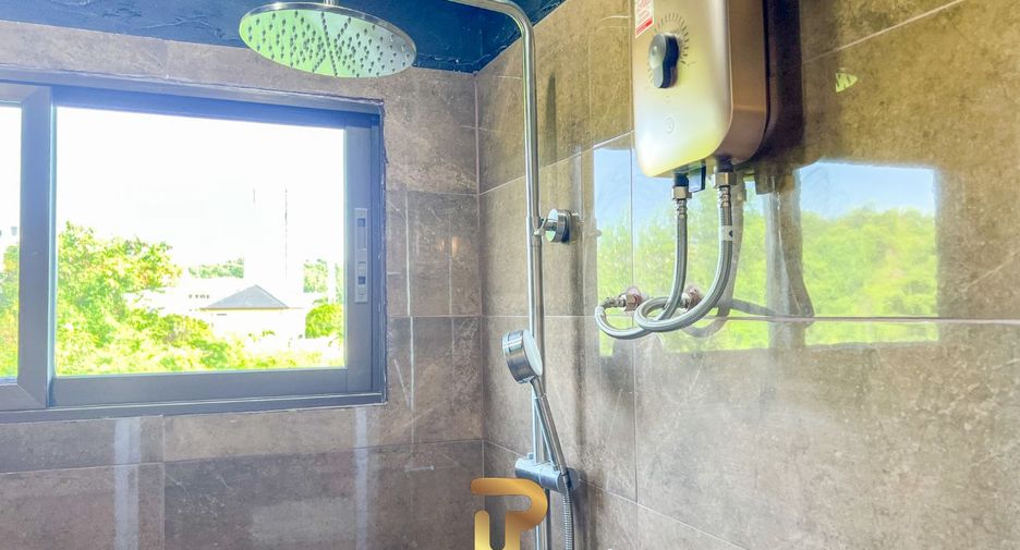 For sale studio condo in Bang Lamung, Chonburi