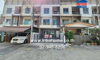 For sale 3 bedrooms townhouse in Mueang Nonthaburi, Nonthaburi