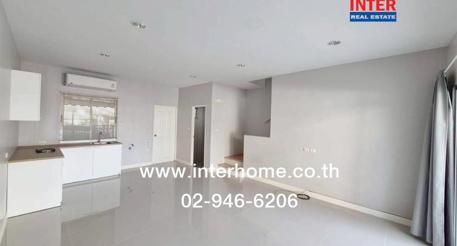 For sale 3 bedrooms townhouse in Mueang Nonthaburi, Nonthaburi