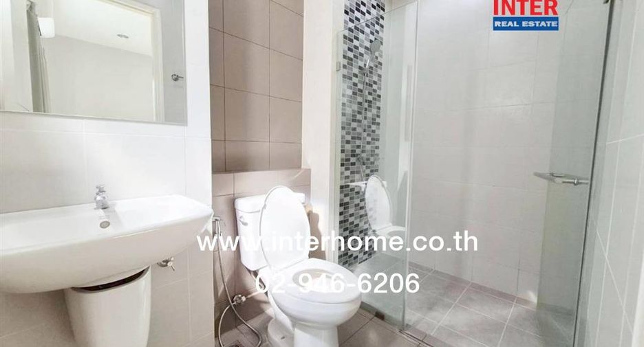 For sale 3 bedrooms townhouse in Mueang Nonthaburi, Nonthaburi