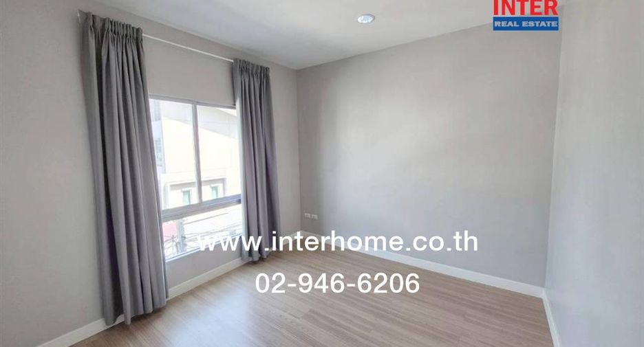 For sale 3 bedrooms townhouse in Mueang Nonthaburi, Nonthaburi