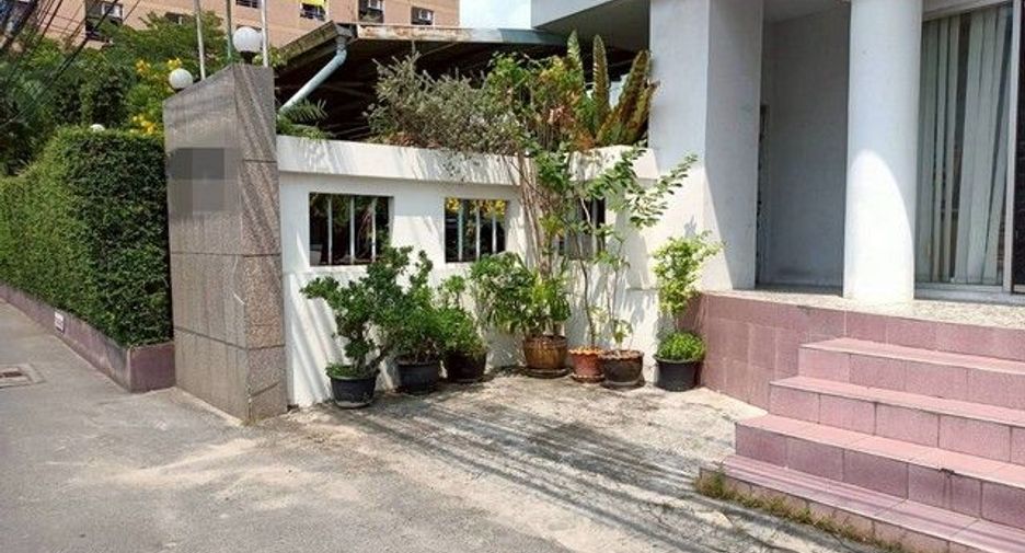 Oficina en venta de 1 habitaciones en Watthana, Bangkok