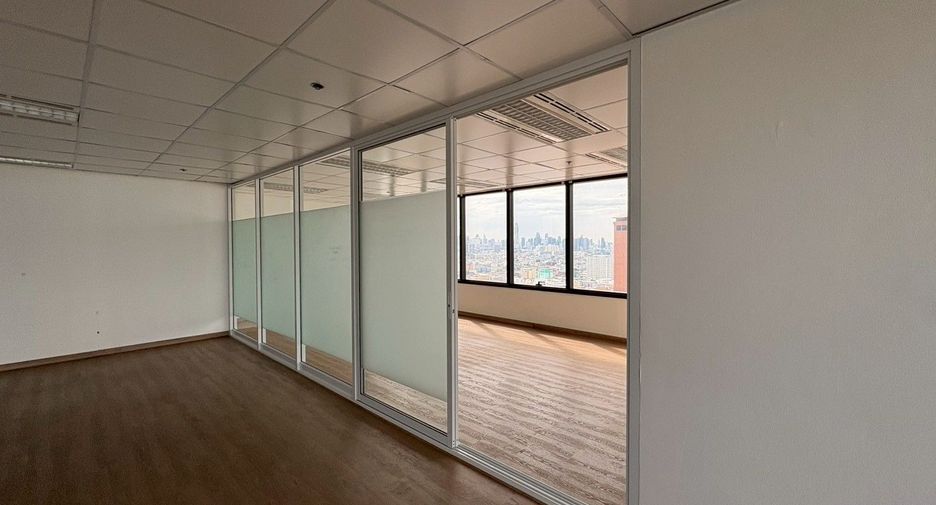 For rent office in Huai Khwang, Bangkok