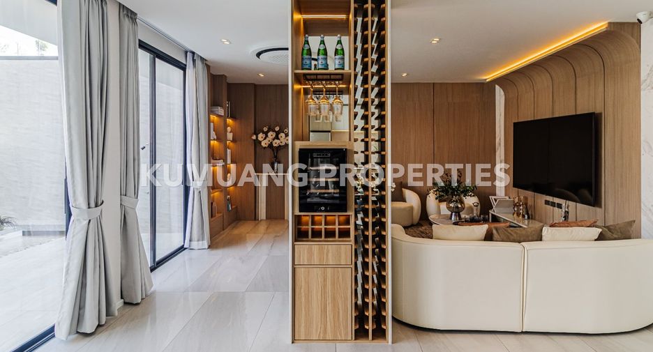 For sale 4 bedrooms house in Saraphi, Chiang Mai