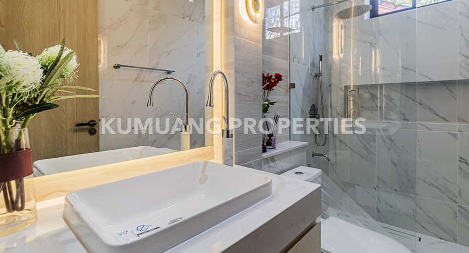 For sale 4 bedrooms house in Saraphi, Chiang Mai