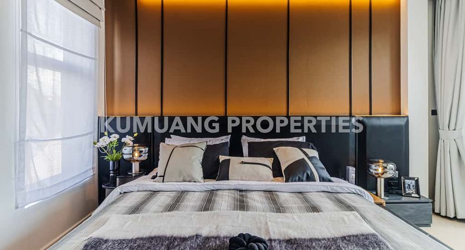 For sale 4 bedrooms house in Saraphi, Chiang Mai