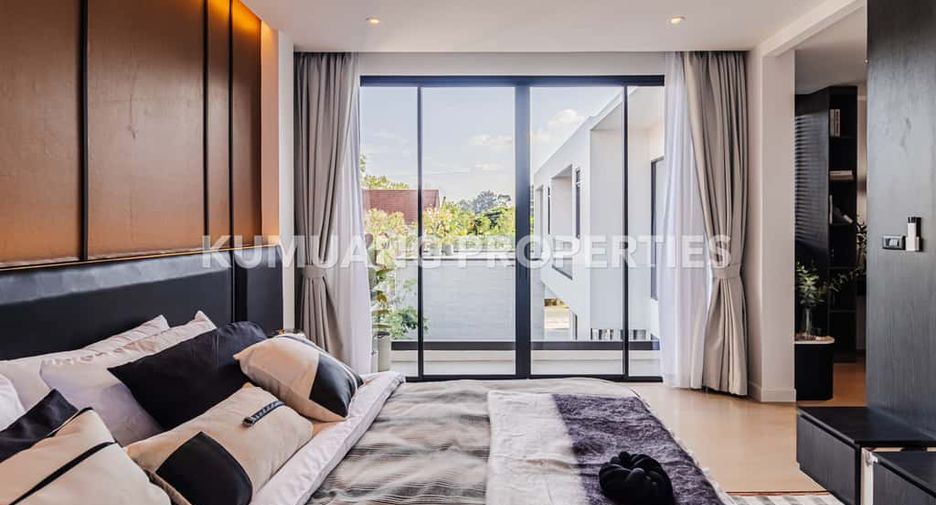 For sale 4 bedrooms house in Saraphi, Chiang Mai