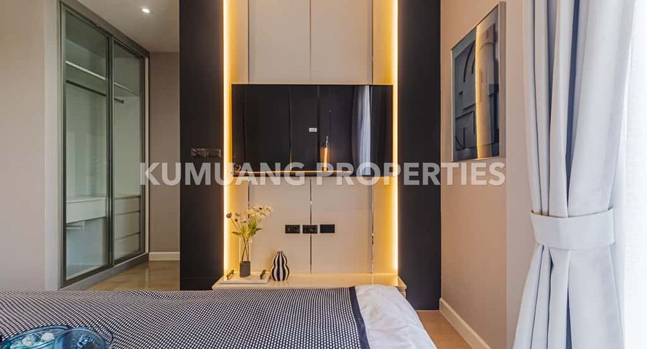 For sale 4 bedrooms house in Saraphi, Chiang Mai