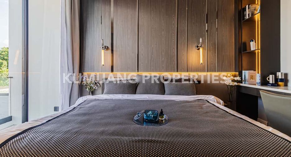 For sale 4 bedrooms house in Saraphi, Chiang Mai