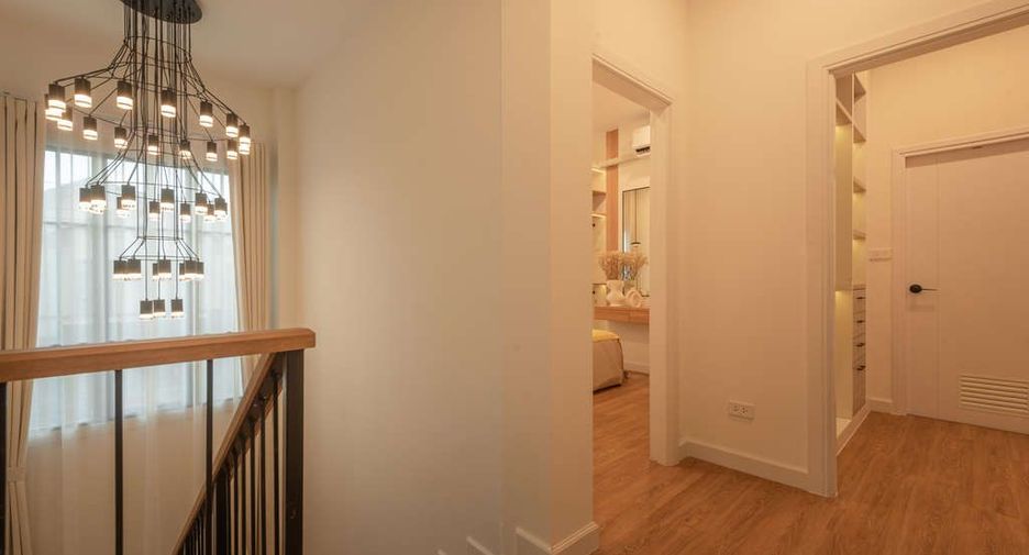 For sale 4 bedrooms house in San Pa Tong, Chiang Mai