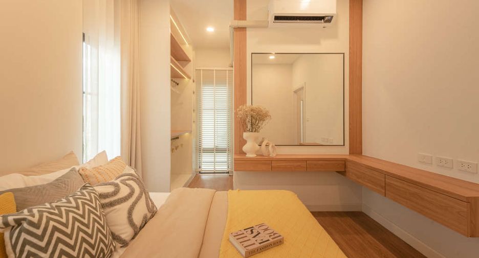 For sale 4 bedrooms house in San Pa Tong, Chiang Mai