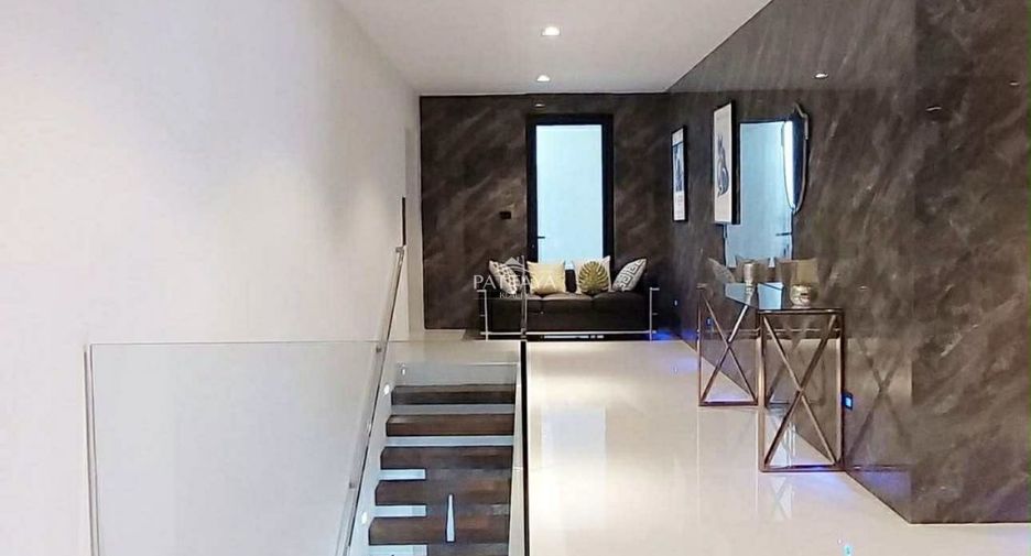For sale 7 bedrooms house in Bang Lamung, Chonburi