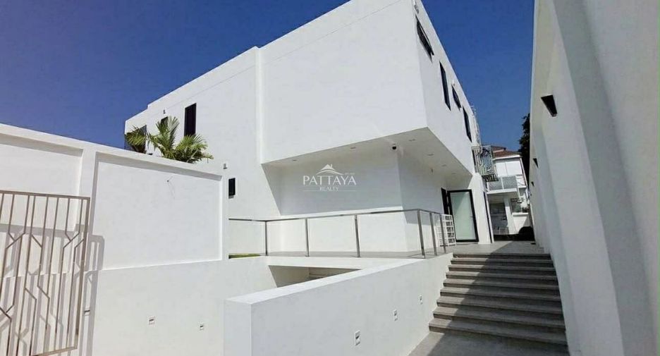 For sale 7 bedrooms house in Bang Lamung, Chonburi