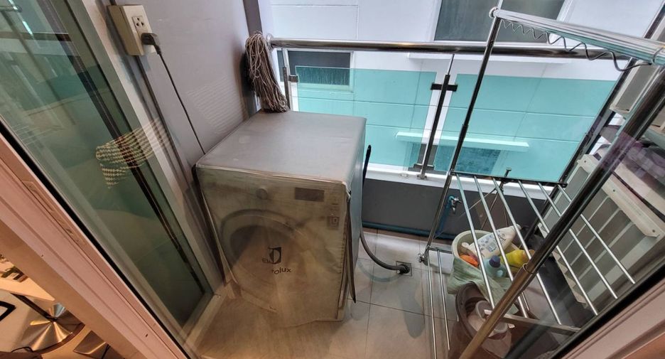 Condo en alquiler de 2 habitaciones en Watthana, Bangkok
