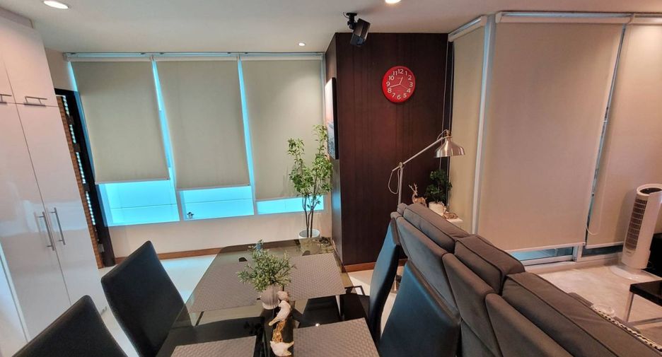 Condo en alquiler de 2 habitaciones en Watthana, Bangkok