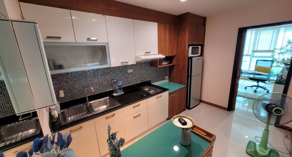 Condo en alquiler de 2 habitaciones en Watthana, Bangkok