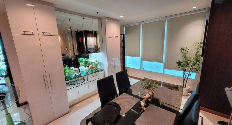 Condo en alquiler de 2 habitaciones en Watthana, Bangkok