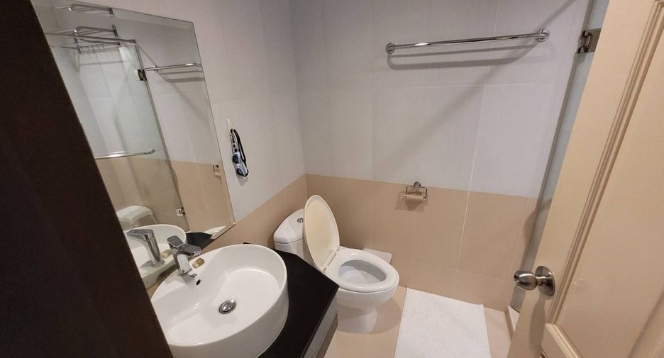 Condo en alquiler de 2 habitaciones en Watthana, Bangkok