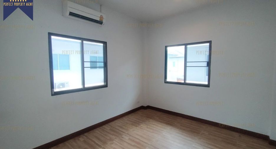 For sale 5 bedrooms house in Lat Krabang, Bangkok