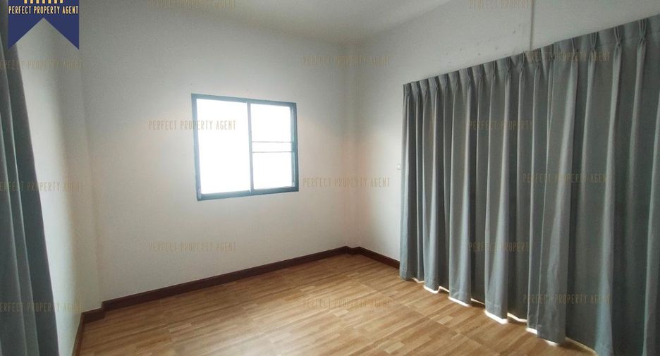 For sale 5 bedrooms house in Lat Krabang, Bangkok