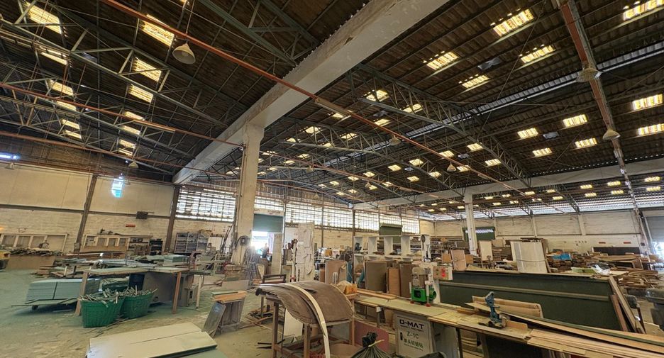For sale warehouse in Bang Sao Thong, Samut Prakan