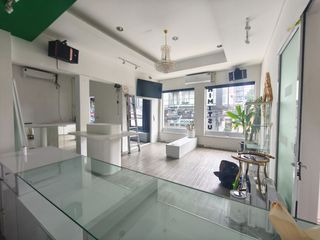 For rent 1 bed retail Space in Watthana, Bangkok