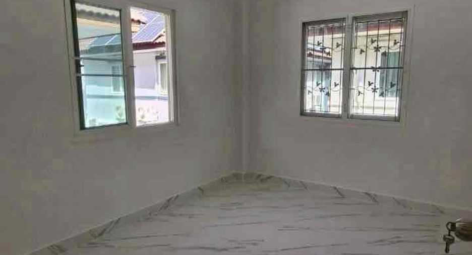 À vendre 3 chambres maison à Lam Luk Ka, Pathum Thani