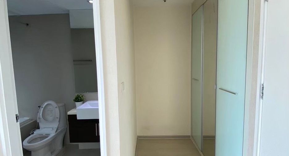 À vendre 1 chambre condo à Khlong Toei, Bangkok