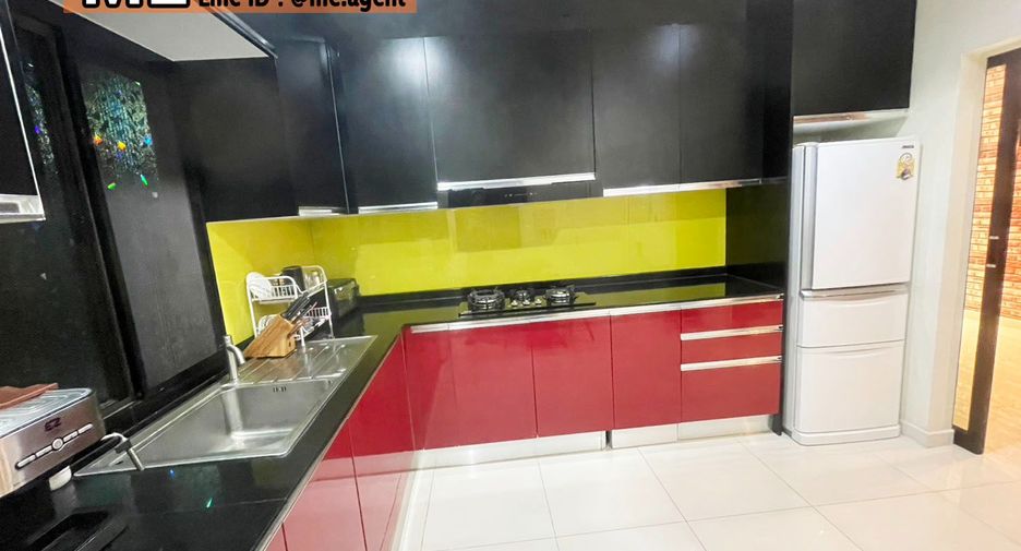 For sale 3 bedrooms house in Suan Luang, Bangkok