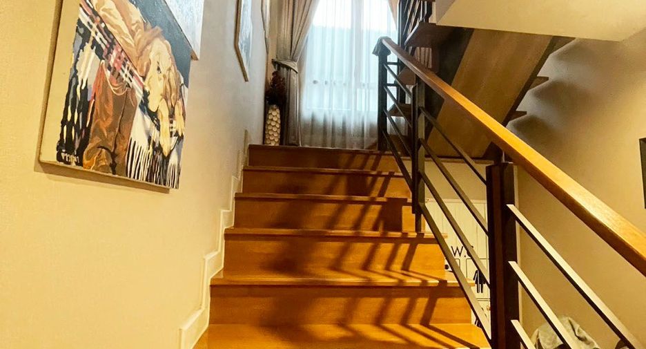 For sale 3 bedrooms house in Suan Luang, Bangkok