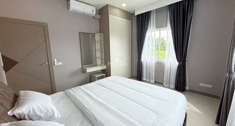 Casa en venta de 5 habitaciones en Bang Lamung, Chonburi