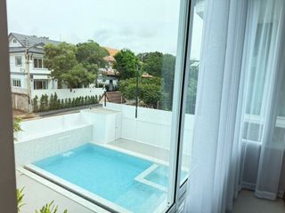 Casa en venta de 5 habitaciones en Bang Lamung, Chonburi