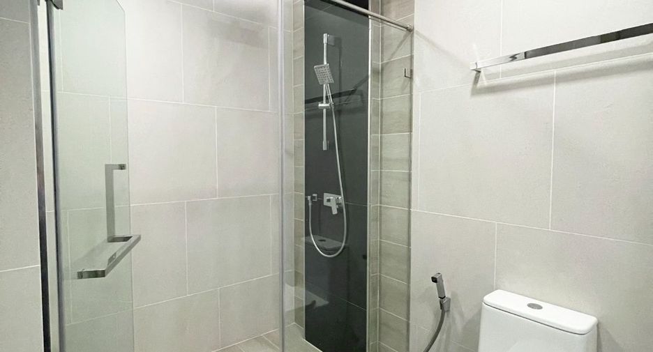 À louer et à vendre 3 chambres condo à Jomtien, Pattaya