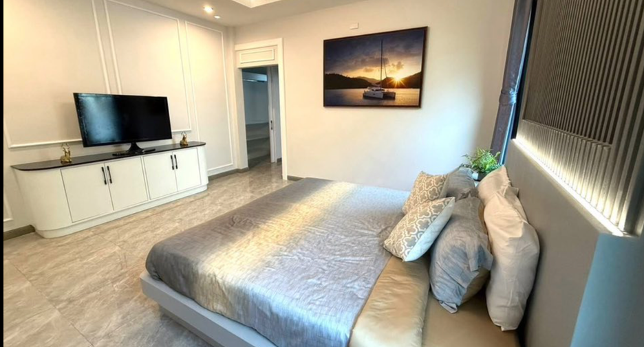 Villa zum Kauf mit 4 Zimmer in Bang Lamung, Chonburi