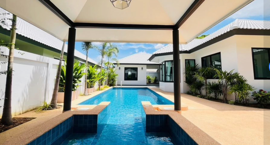 Villa zum Kauf mit 4 Zimmer in Bang Lamung, Chonburi