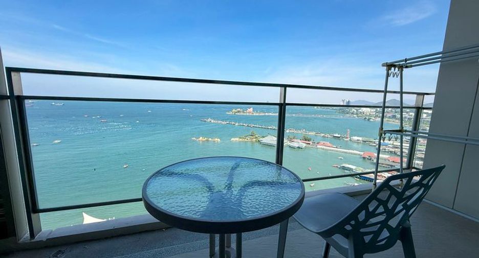 For rent 2 bedrooms condo in Si Racha, Chonburi